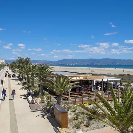 Pensión Alma House 3*